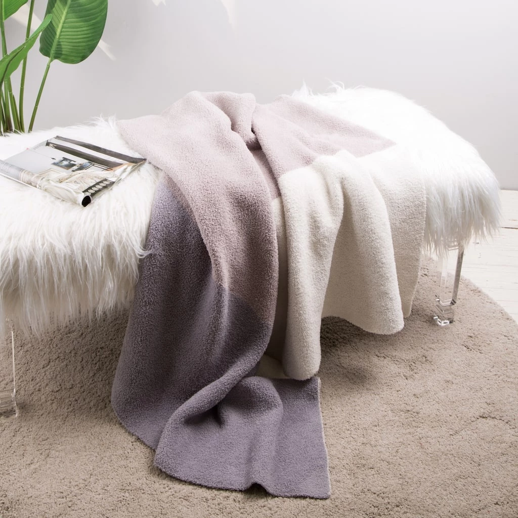 Wholesale π₯ Glitzhome® Knitted Polyester Feather Yarn Tricolor Throw Blanket π 4 Wholesale π₯ Glitzhome® Knitted Polyester Feather Yarn Tricolor Throw Blanket π - Image 2