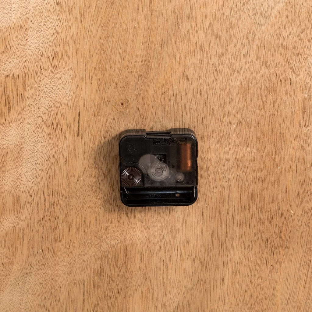 Best deal π₯° Glitzhome® 32" Oversized Farmhouse White Wooden Wall Clock π 10 Best deal π₯° Glitzhome® 32" Oversized Farmhouse White Wooden Wall Clock π - Image 8