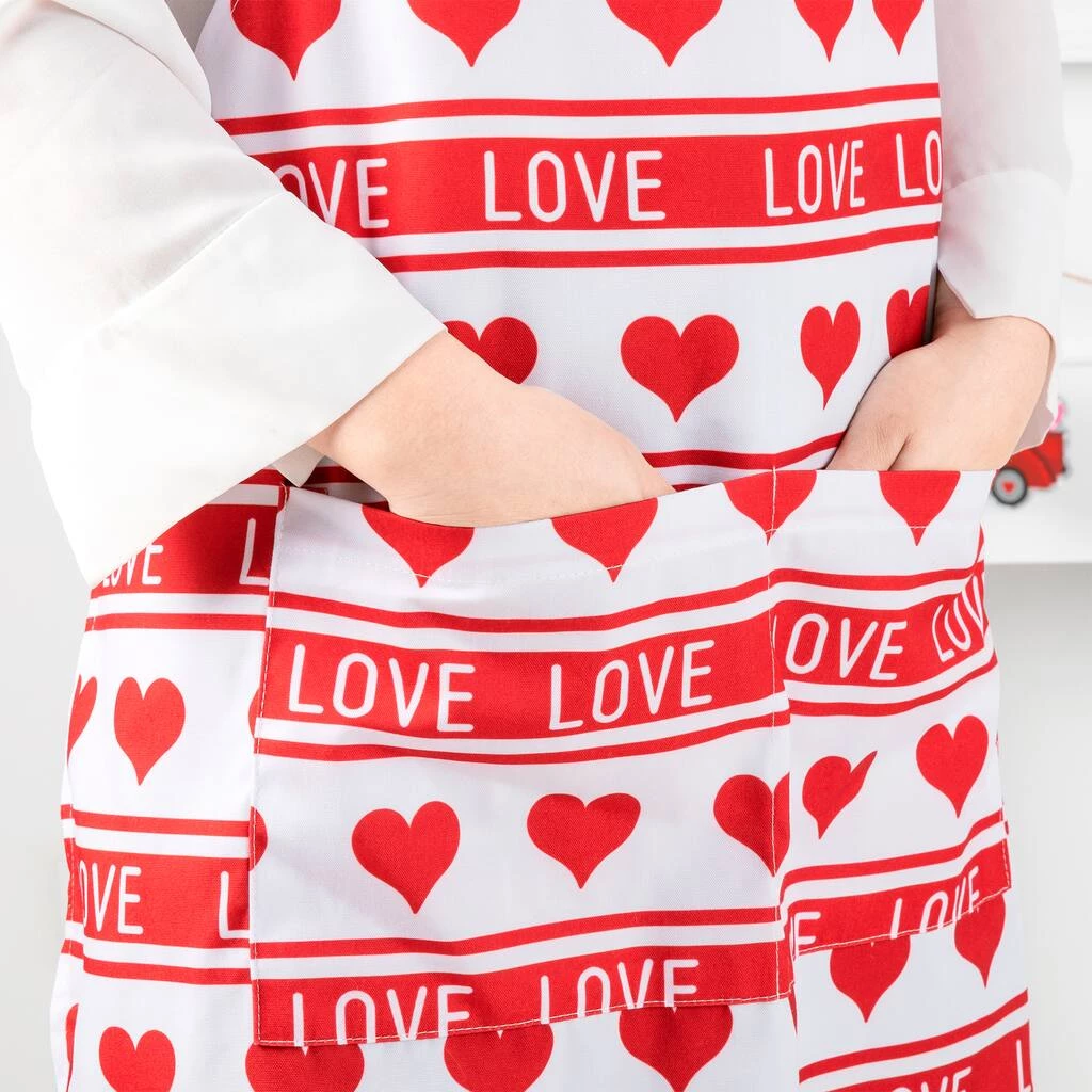 Outlet π Glitzhome® 31.25" Fabric Valentine's Heart Apron β 6 Outlet π Glitzhome® 31.25" Fabric Valentine's Heart Apron β - Image 4